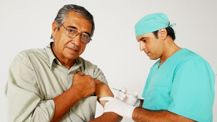 La importancia de la vacunación contra la gripe en grupos de riesgo