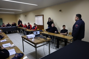 Primera jornada de capacitación en materiales peligrosos - Bomberos Olavarría