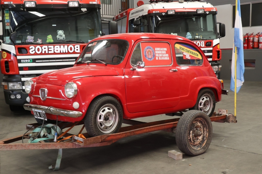 Se realizó el sorteo del Fiat 600 en Bomberos Voluntarios de Olavarría