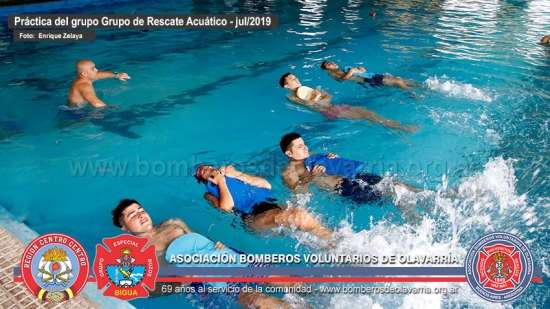 Práctica del grupo de Buzos y Rescate Acuático