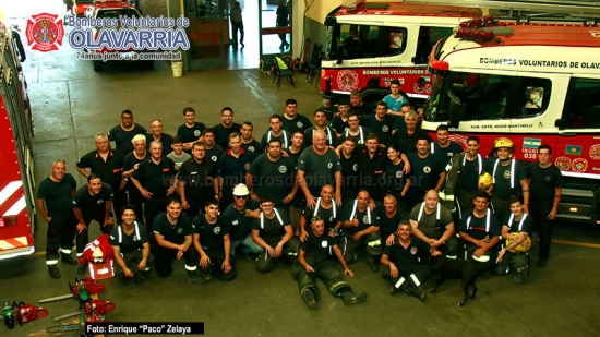 Feliz Navidad y Felices Fiestas les desea Asociación de Bomberos Voluntarios de Olavarría