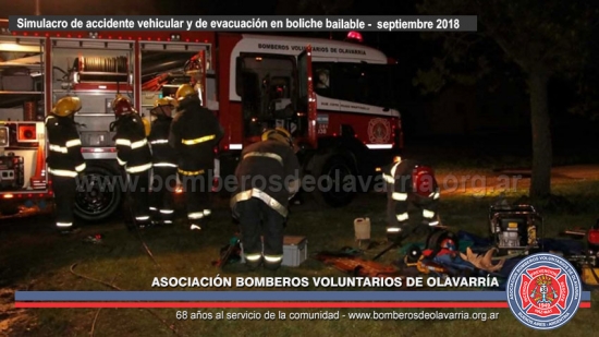 Importante simulacro de accidente vehicular y de evacuación en boliche bailable