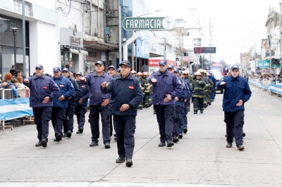 Acto oficial por el 25 de mayo - Bomberos Olavarría
