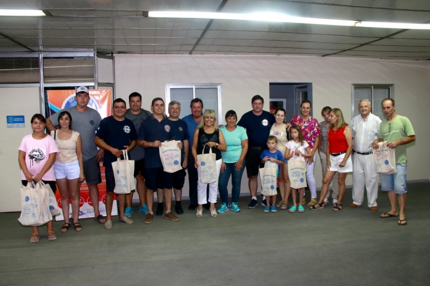 Útiles escolares para los hijos de los bomberos: el nuevo proyecto de la Subcomisión de Damas de Bomberos Olavarría