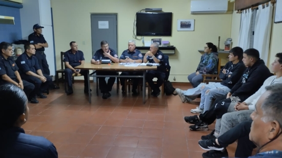 Aspirantes de Sierras Bayas inician su camino en Bomberos Voluntarios de Olavarría