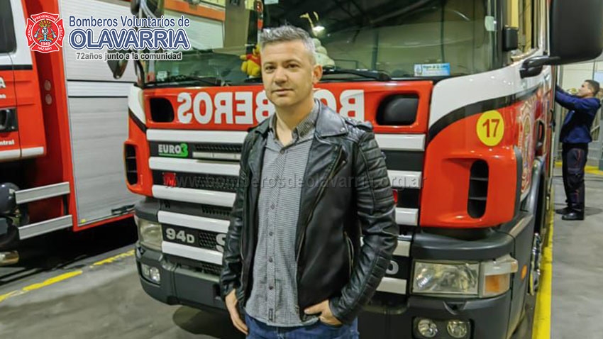 Jorge Pancho Fuentes presentó su show en la Asociación de Bomberos
