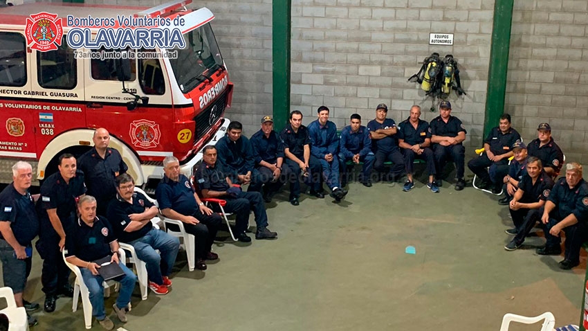 Cambio de jefe de destacamento en Sierras Bayas - Bomberos de Olavarría