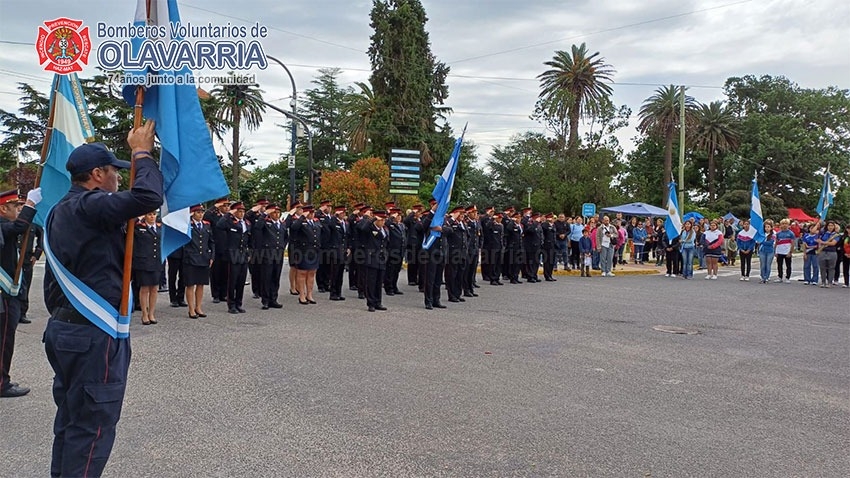 Bomberos de Olavarría participó del 60° Aniversario de la Asociación de Bomberos Voluntarios de Tapalqué