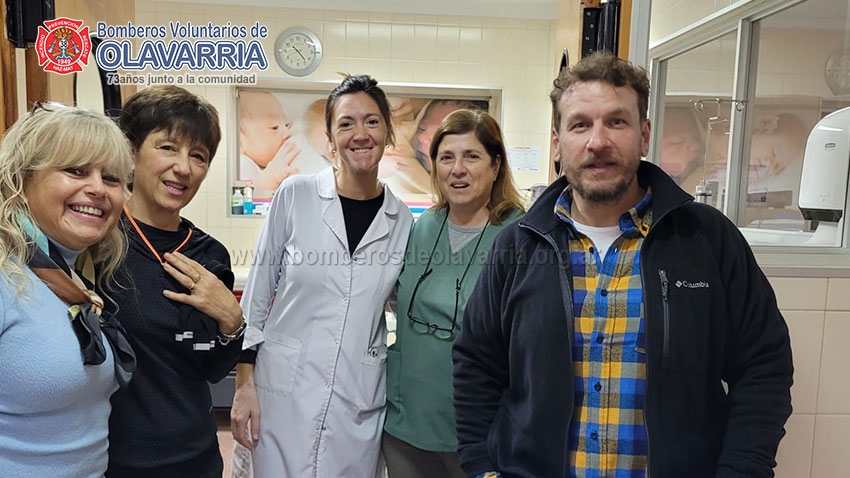 Entrega de donaciones para Neonatología - Bomberos de Olavarría