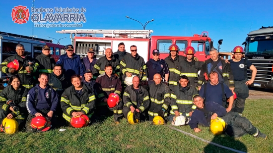 Bomberos de Olavarría realizaron prácticas con líneas y de ataque a incendios