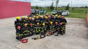 Jornada teórica y práctica de rescate vehicular - Bomberos Olavarría
